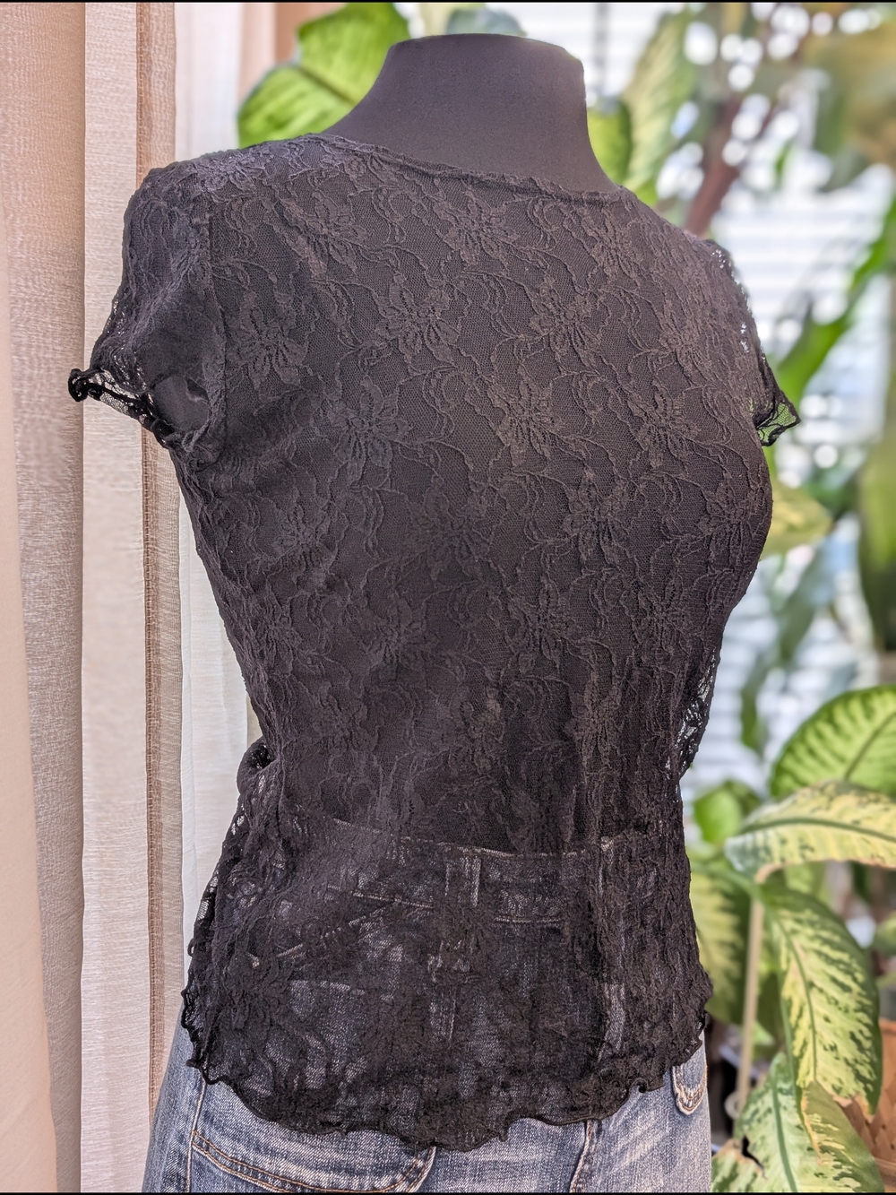 Black Lace Sheer Floral Top Scallop Hem Romantic Cottagecore Going Out Blouse L